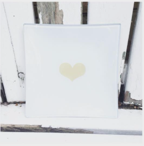 EJ Gold Heart on White Plate_ PM